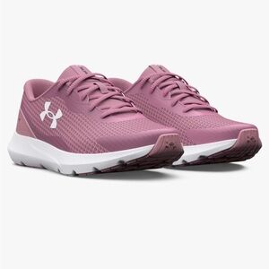 Under Armour Surge Sneakers -Size 8
